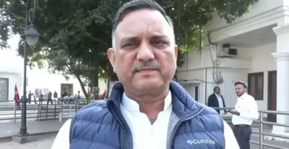 एसआईआर प्रक्रिया को समय पूर्व खत्म कराने का बीएलओ पर डाला जा रहा दबाव: सपा नेता उदयवीर सिंह