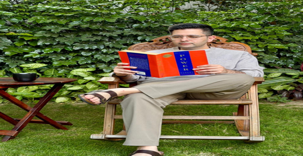 'गुरु से आगे निकलने का प्रयास कभी मत करो': आप नेतृत्व से मतभेद के बीच राघव चड्ढा का पोस्ट