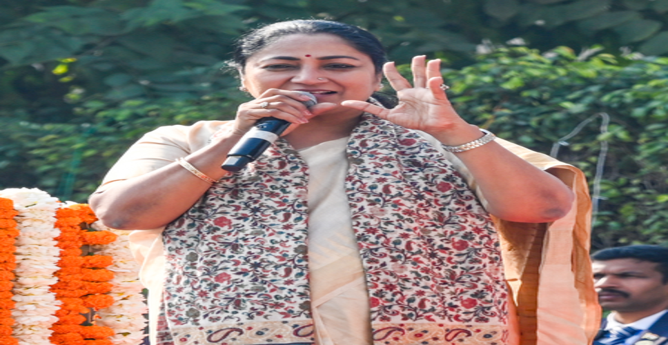 दिल्ली में एलपीजी की आपूर्ति पूरी तरह स्थिर, किसी प्रकार की कमी नहीं: सीएम रेखा गुप्ता