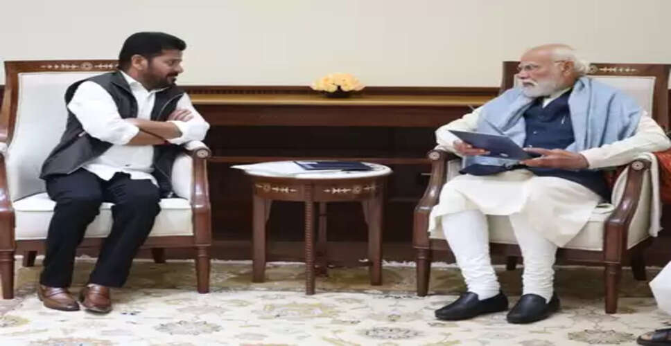रेवंत रेड्डी ने पीएम मोदी से की मुलाकात, तेलंगाना राइजिंग ग्लोबल समिट के लिए दिया औपचारिक निमंत्रण