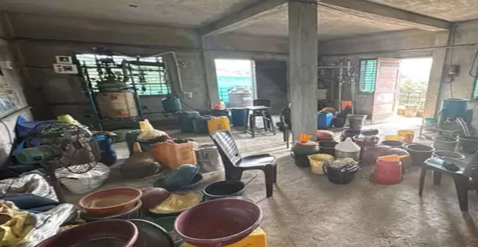 गुजरात के वलसाड में ड्रग्स बनाने वाली फैक्ट्री का भंड़ाफोड़; 22 करोड़ की ड्रग्स जब्त, 4 गिरफ्तार