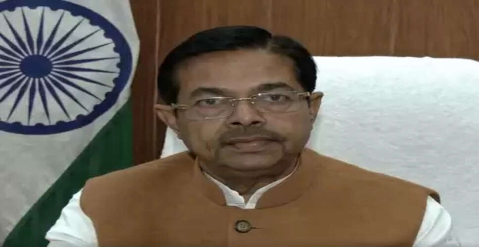 जब भी पीएम मोदी विदेश जाते हैं, उन्हें वहां का सर्वोच्च सम्मान मिलता है: बीएल वर्मा