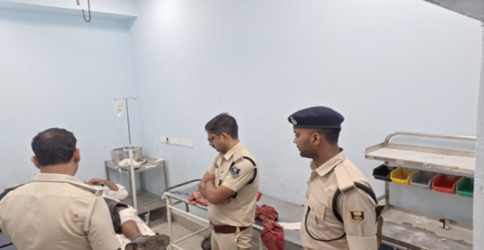 बिहार: पुलिस मुठभेड़ में 50 हजार रुपए इनामी खूंखार अपराधी पैर में गोली लगने से घायल, भागने की कोशिश नाकाम