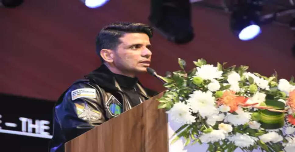 अंतरिक्ष से भारत का दृश्य अद्भुत लगता है : ग्रुप कैप्टन शुभांशु शुक्ला