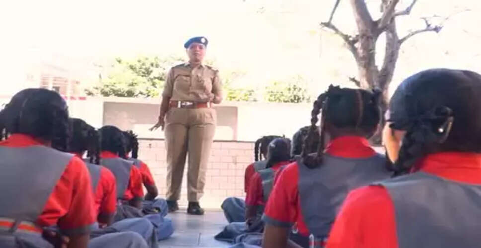 किशोरियों के सशक्तीकरण में कारगर साबित हो रहा है गुजरात सरकार का &lsquo;सक्षम युविका प्रोजेक्ट&rsquo;