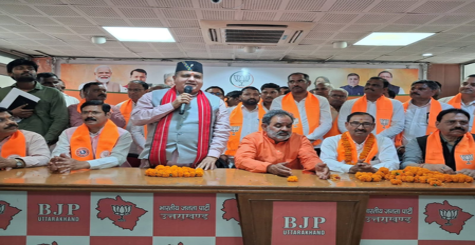उत्तराखंड में भाजपा का स्थापना दिवस समारोह, बड़ी संख्या में कार्यकर्ता हुए शामिल