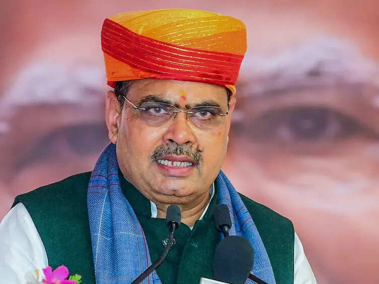 सीएम भजनलाल शर्मा ने कांग्रेस पर साधा निशाना, वीडियो में देखें कहा- “भ्रष्टाचार की जननी है कांग्रेस”