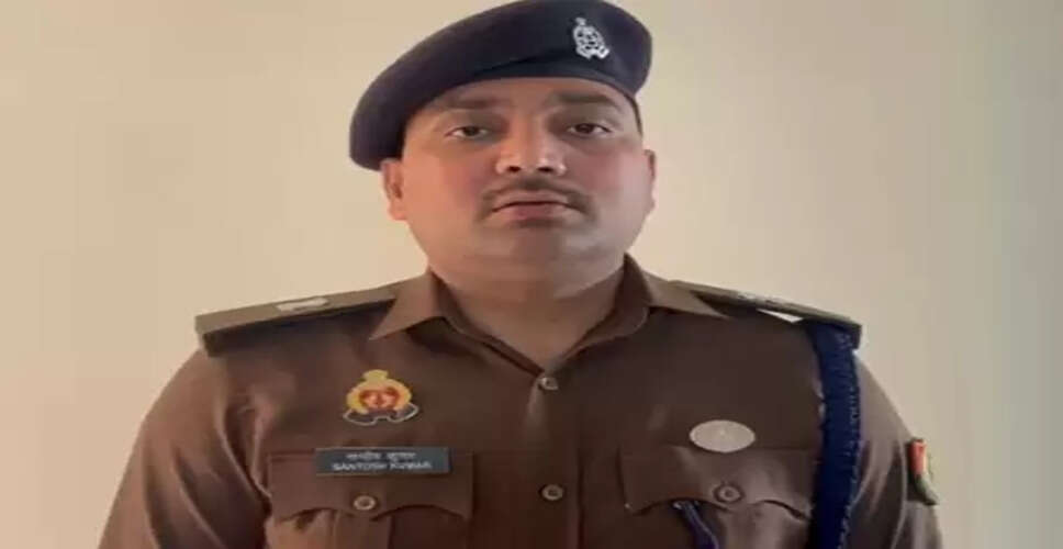 नोएडा के सेक्टर 142 डंपिंग यार्ड में मिला महिला का शव, पुलिस कर रही पहचान