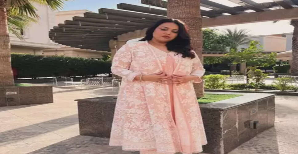 स्वरा भास्कर के पति फहाद अहमद ने की अस्पताल में भर्ती पिता के स्वस्थ होने की कामना