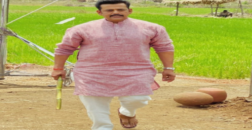 'मामला लीगल है-2' के क्लाइमेक्स सीन पर फूट-फूटकर रोए रवि किशन, बताया- आने लगी पिता की याद