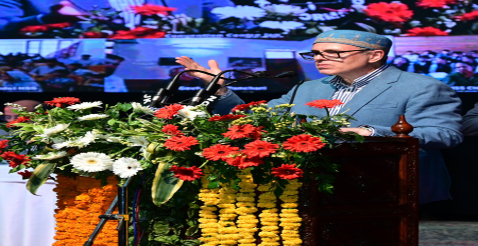 सीएम उमर अब्दुल्ला ने तिरंगे के रंग वाला रिबन काटने से किया इनकार