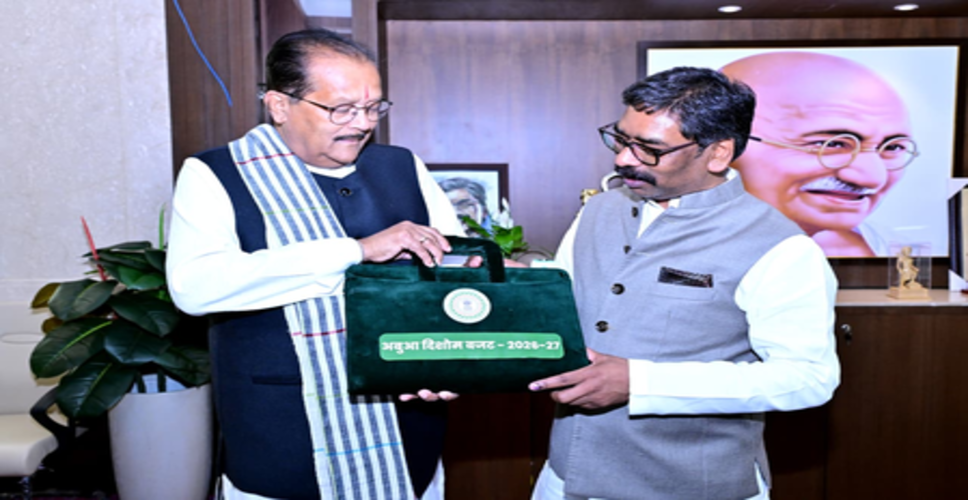 झारखंड बजट : 100 नए सीएम स्कूल ऑफ एक्सीलेंस खुलेंगे, चतरा में बनेगी अंबेडकर यूनिवर्सिटी, साहिबगंज में ग्रीनफील्ड एयरपोर्ट