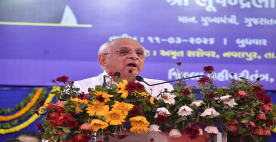 गुजरात ने नागरिकों के लिए कई दस्तावेजों की आवश्यकता को समाप्त करने के लिए सार्वभौमिक शपथ पत्र लागू किया