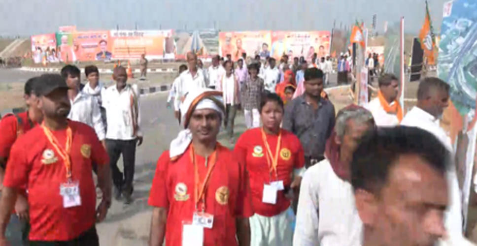 हरदोई में पीएम मोदी गंगा एक्सप्रेस-वे का करेंगे लोकार्पण, जनता ने कहा-गंगा एक्सप्रेस-वे से बदलेगी यूपी की तस्वीर