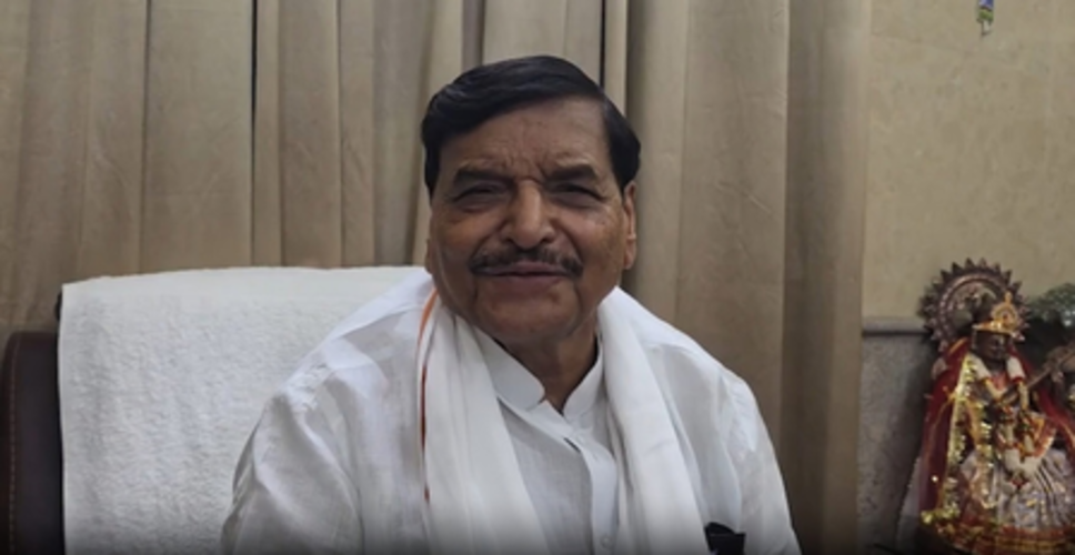 केशव मौर्य पर सपा का हमला, 'जीत नहीं पा रहे इसलिए बयानबाजी, खुद की सरकार में नहीं कोई सम्मान'