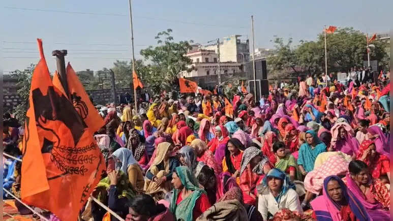 भारतीय मजदूर संघ की हुंकार रैली जयपुर में हजारों श्रमिकों ने उठाई मांगें, 30 से अधिक संगठन जुटे
