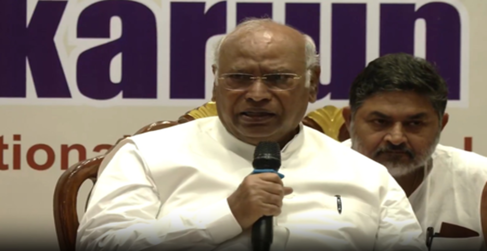 कांग्रेस अध्यक्ष खड़गे का विवादित बयान, प्रधानमंत्री को 'आतंकवादी' और एआईएडीएमके-भाजपा गठबंधन को बताया 'खतरा'