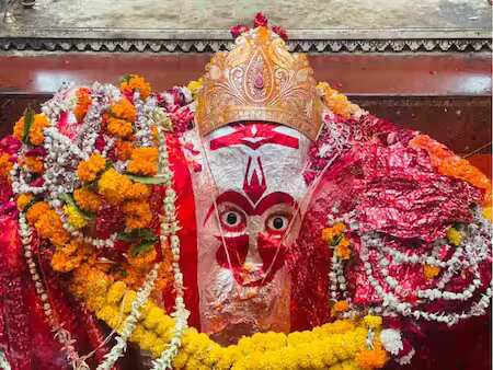 राजस्थान का इकलौता मंदिर जहां स्वयं प्रकट हुए हनुमान जी, वीडियो में कैद हुई चमत्कारी घटना वरना कोई नहीं करता यकीन