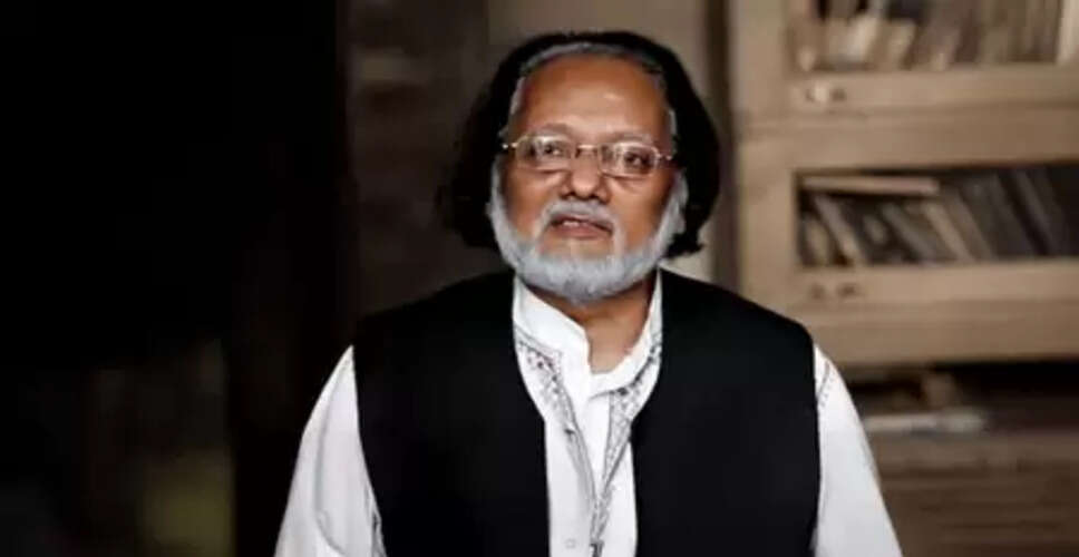 यादों में अनवर : भगवद् गीता के उर्दू अनुवादक, मुशायरों के चहेते और सामाजिक सौहार्द के रहे पैरोकार