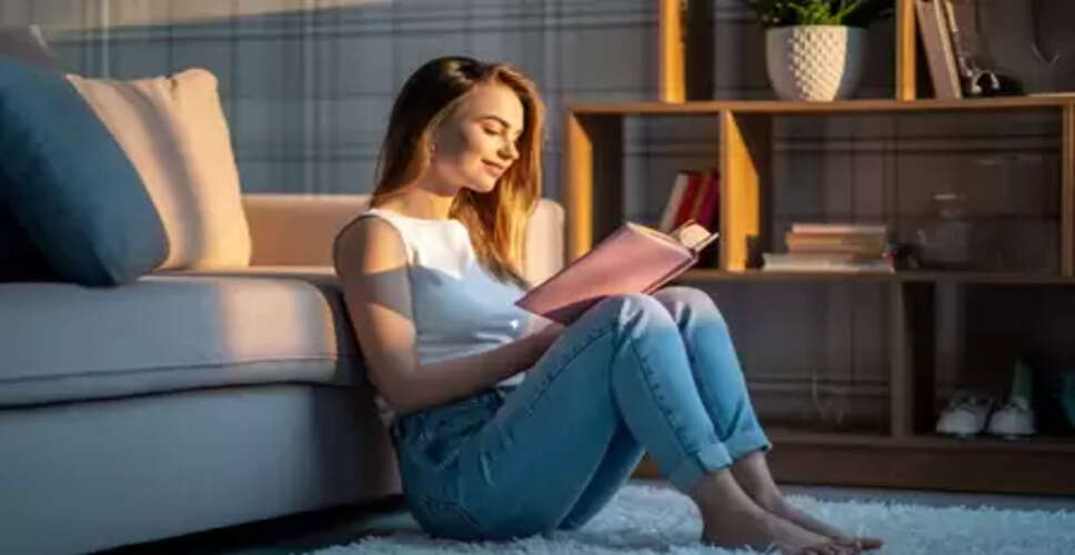 मनोरंजन और ज्ञान ही नहीं बीमारियों को दूर करने में भी कारगर किताबें, जानें बिब्लियोथेरेपी के फायदे