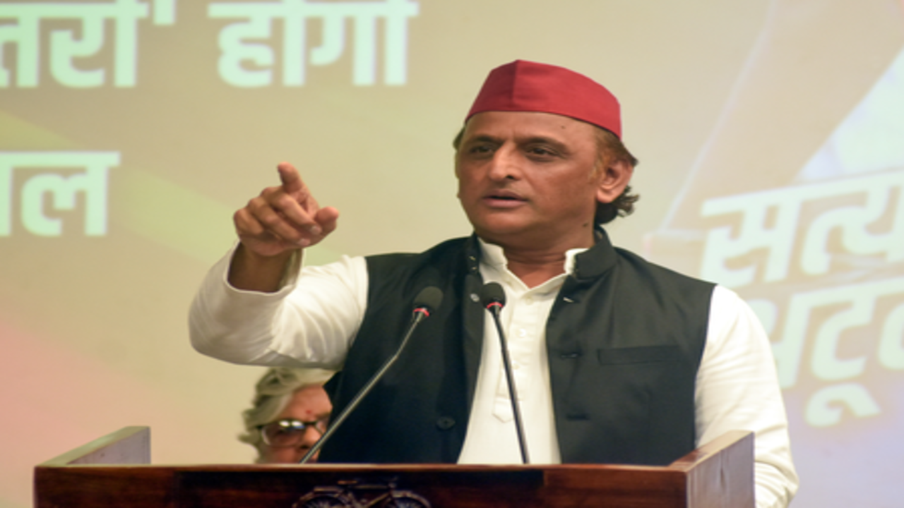 अखिलेश का भाजपा पर हमला, ‘जो जेपी को बेच सकते हैं, उनसे किसी भलाई की उम्मीद नहीं'