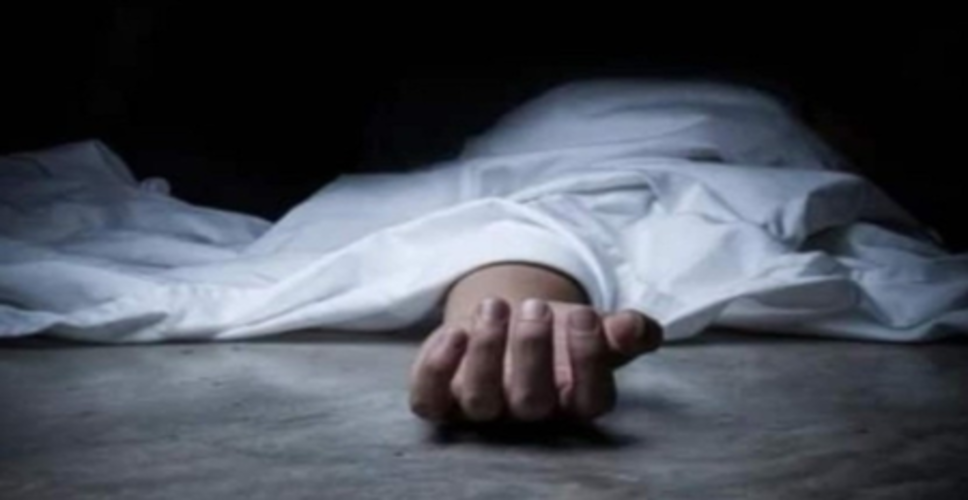 बिहार: जयमाला के बीच ऊपर से गिरा छज्जा, दो की मौत, 10 लोग घायल