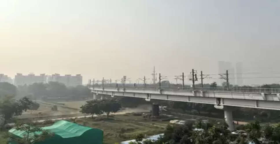 तेज हवाओं से साफ हुई एनसीआर की हवा, ज्यादातर इलाके येलो जोन में; तापमान में बढ़ोतरी के संकेत