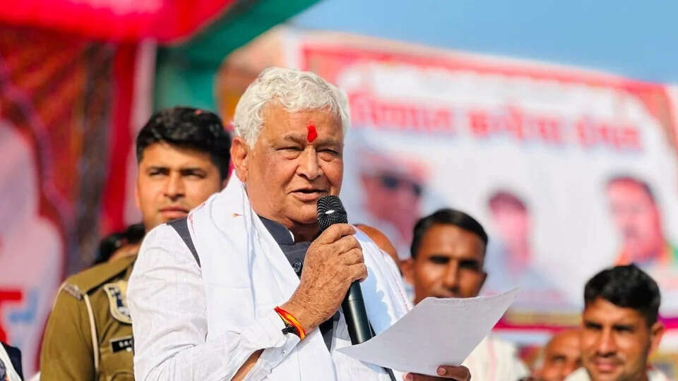 राजस्थान के कृषि मंत्री डॉ. किरोड़ीलाल मीना का विवादित बयान, बोले- "मुझे भाषण देना और लोगों को बेवकूफ बनाना आता है"