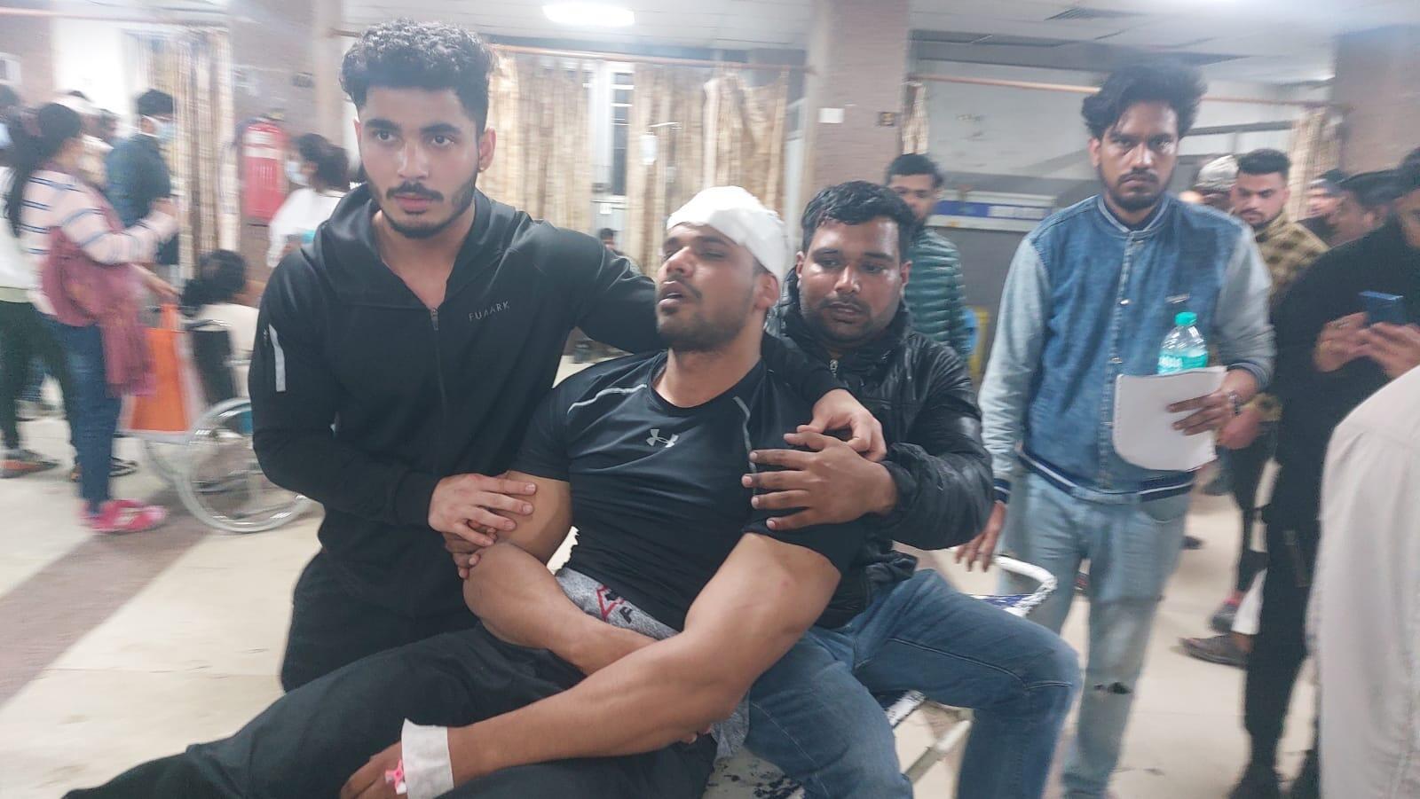 अजमेर में जिम के बाहर दो गुटों में झगड़ा, वीडियो में देखें होटल व्यवसायी समेत चार गिरफ्तार; सीसीटीवी से खुला मामला