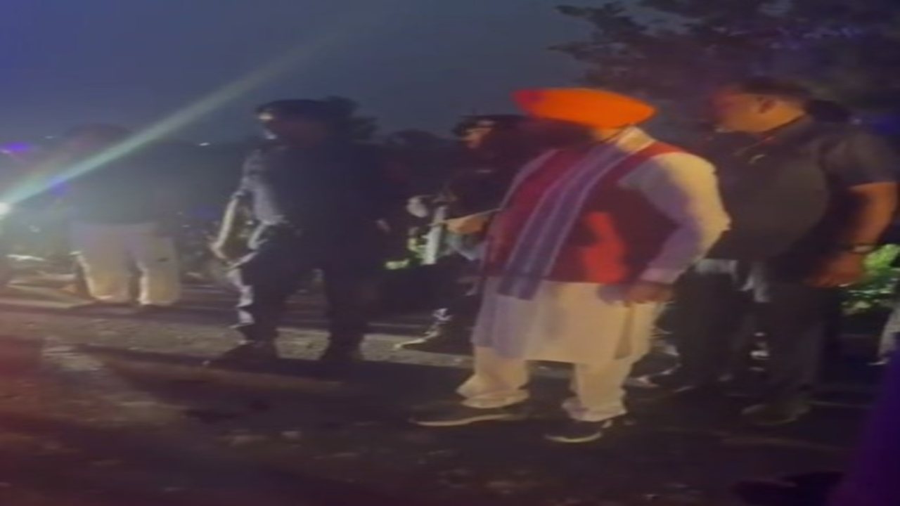 कुरुक्षेत्र: सीएम नायब सिंह सैनी ने सड़क हादसे में घायलों को पहुंचाया अस्पताल, दिखाई संवेदनशीलता