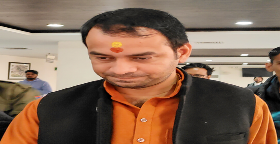 'जनविश्वास को नुकसान पहुंचाने वालों पर करूंगा कानूनी कार्रवाई', आकाश यादव की शिकायत पर तेज प्रताप यादव की प्रतिक्रिया