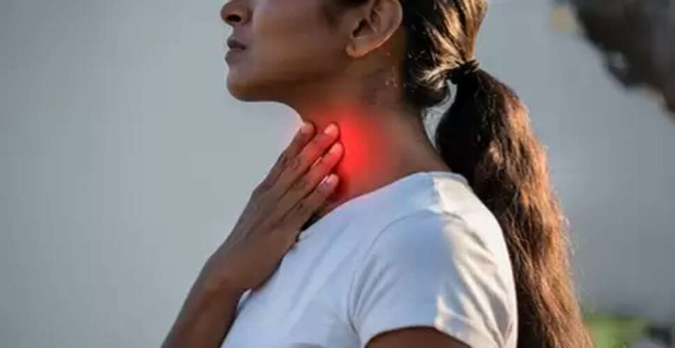 गले में सूजन और खराश से छुटकारा दिलाएंगे आयुर्वेदिक नुस्खे
