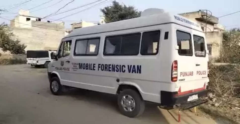 पंजाब : अज्ञात हमलावरों ने पूर्व पार्षद पर की फायरिंग, जांच में जुटी पुलिस