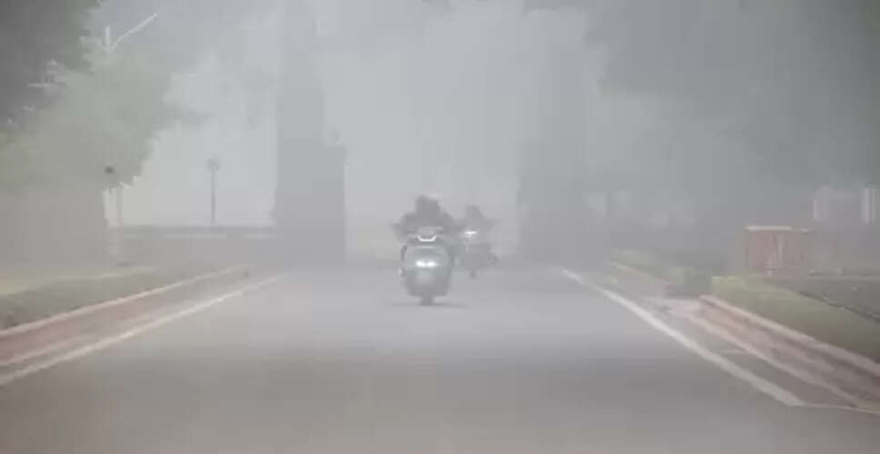 एनसीआर में कोहरे से अस्थायी राहत, लेकिन जहरीली हवा बरकरार, एक्यूआई 400 के पार