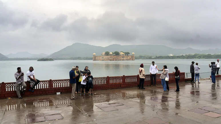 राजस्थान में मौसम का बड़ा अपडेट: 18 से 20 मार्च के बीच तूफान‑बारिश और ओले गिरने का रेड अलर्ट