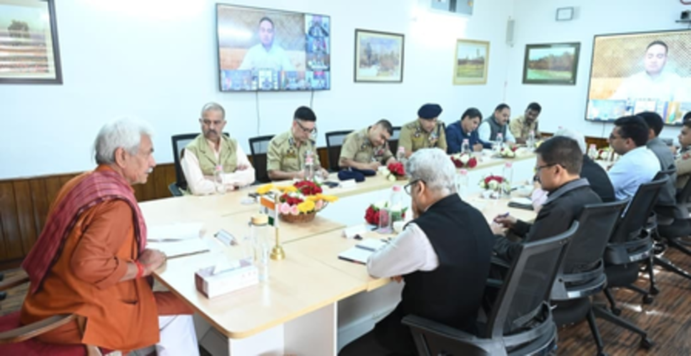 उपराज्यपाल ने नशा मुक्त जम्मू-कश्मीर अभियान की समीक्षा की, अधिकारियों को उचित कार्रवाई के दिए निर्देश