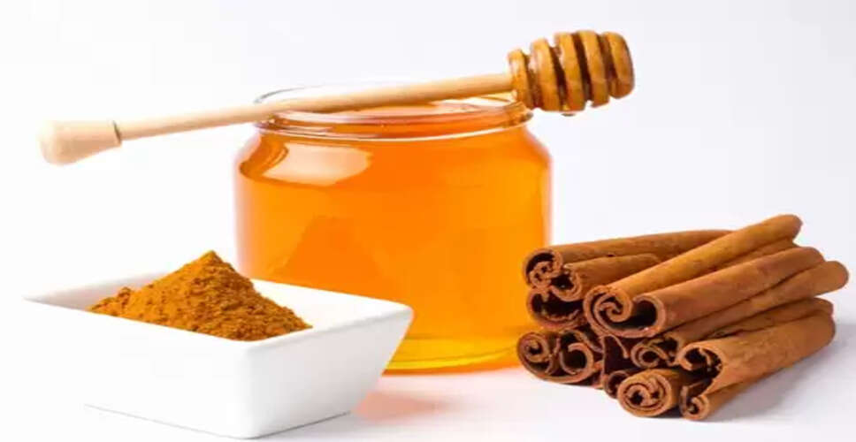 शरीर को अनगिनत फायदे देता है दालचीनी और शहद का कॉम्बिनेशन, जानें फायदों से लेकर सावधानी