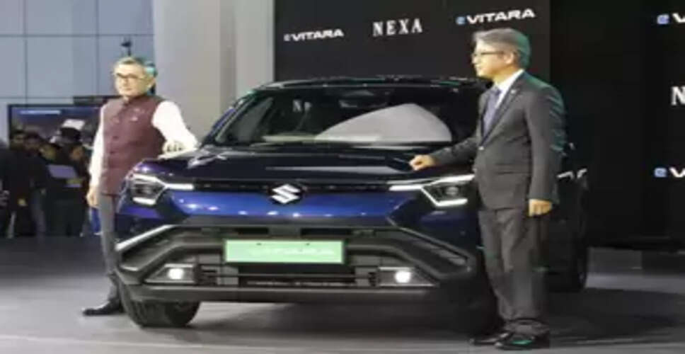 संभावनाओं का साल 2026 : मारुति ई विटारा से नई रेनॉल्ट डस्टर तक इस साल लॉन्च होंगी कई दमदार गाड़ियां