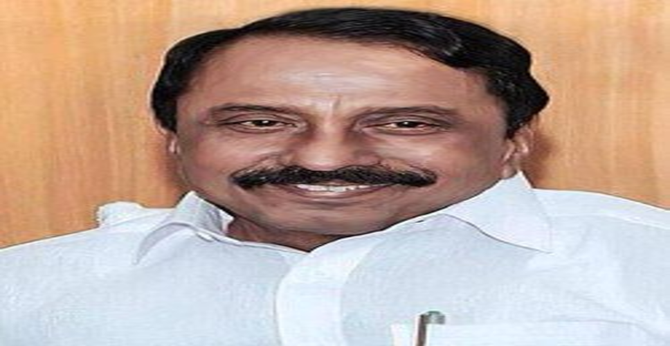 तमिलनाडु: निजी अस्पताल जाने पर राजस्व मंत्री ने दी सफाई; हॉस्पिटल रिश्तेदारों का है, मुझे मुफ्त में मिलता है इलाज