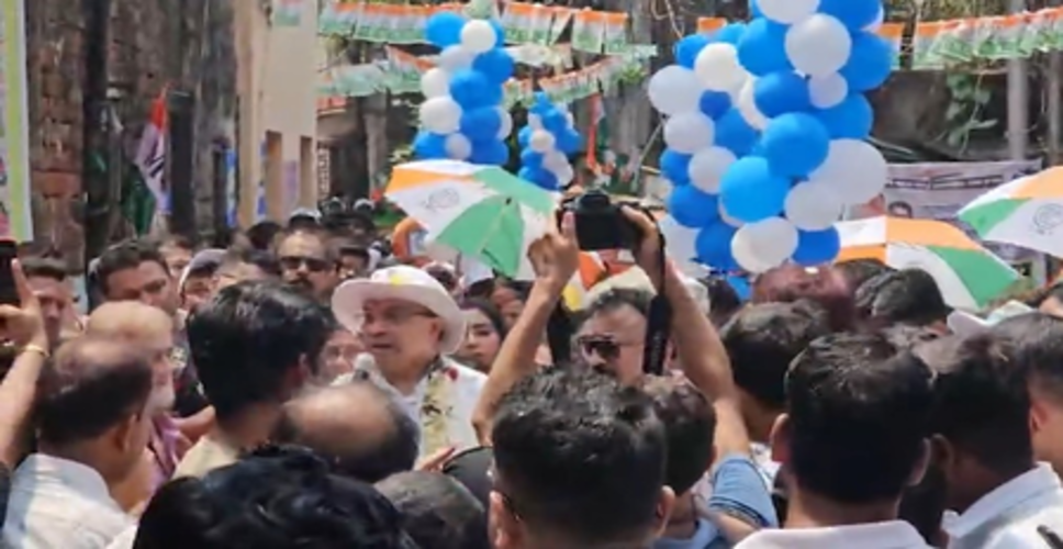 बंगाल चुनाव से पहले वाहनों की चेकिंग, टीएमसी ने आयोग पर साधा निशाना