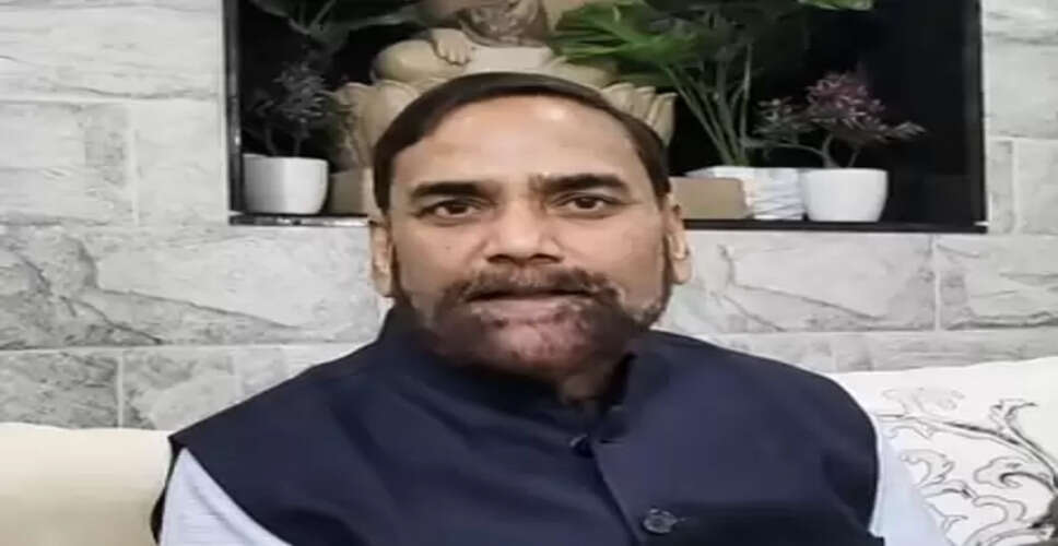 जावेद अख्तर प्रतिष्ठित गीतकार पर सियासत में हस्तक्षेप करने की जरूरत नहीं: राजीव रंजन