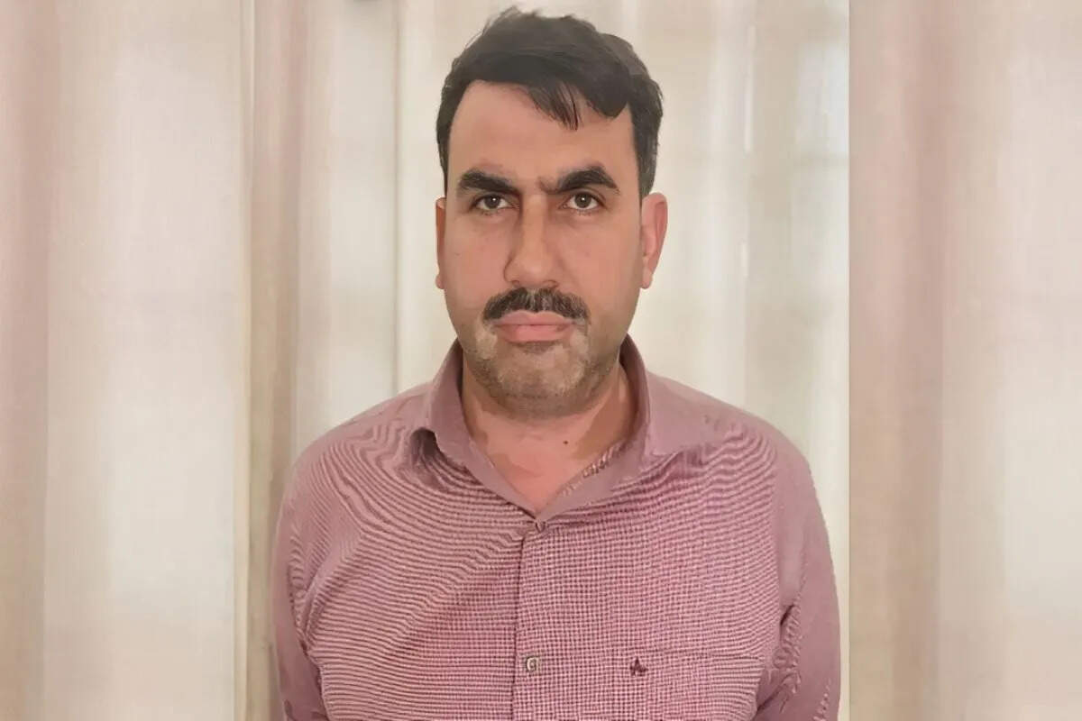 एसआई भर्ती-2021 पेपर लीक मामले में मुख्य आरोपी जगदीश विश्नोई को हाईकोर्ट से जमानत, फुटेज में देखें क्या बोले जज?