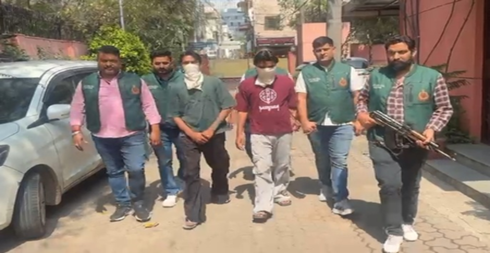 दिल्ली पुलिस ने नंदू गैंग के 3 शार्पशूटर्स और 2 हथियार सप्लायर्स को किया गिरफ्तार