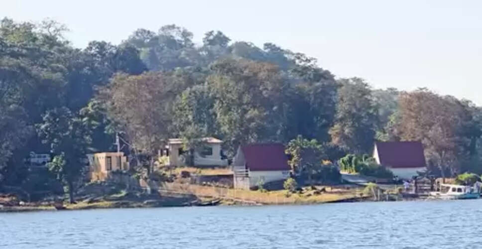 सूरत: सैकड़ों पर्यटकों के आकर्षण का केंद्र बना आमली बांध, एक नए शांत पर्यटन स्थल के रूप में उभरा