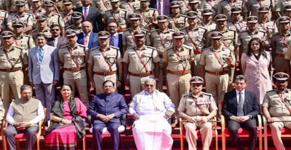 जब रखवाला ही खेत चरने लगे तो अक्षम्य अपराध बन जाता है: भ्रष्ट पुलिसकर्मियों पर सिद्धारमैया