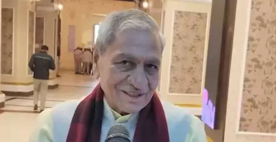 उत्तर प्रदेश शीतकालीन सत्र: &lsquo;वंदे मातरम&rsquo; पर सियासी बयानबाजी, मंत्री लक्ष्मी नारायण बोले- यह भारत माता की आत्मा