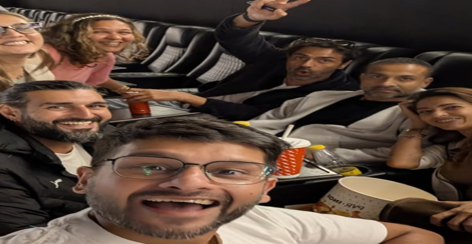 'शाम यादगार बन गई', गोवा में दोस्तों संग 'धुरंधर' देखने पहुंचे अर्जुन रामपाल