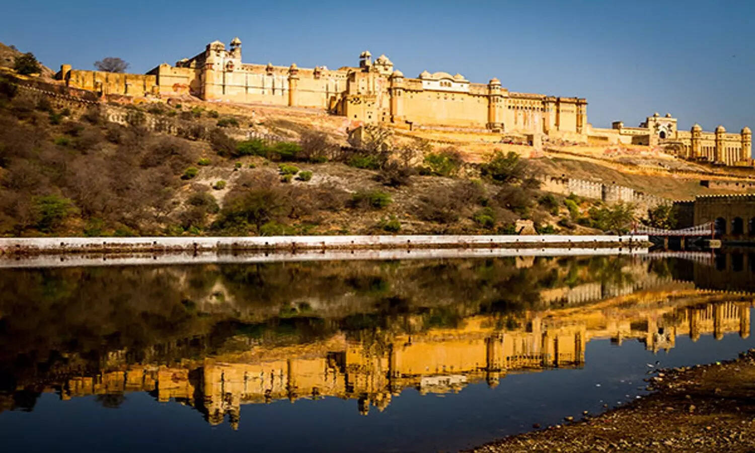 भानगढ़ ही नहीं नाहरगढ़ किला भी है भूतिया, वीडियो में जाने जानिए कैसे बन गया यह ऐतिहासिक किला डर और रहस्यों का केंद्र