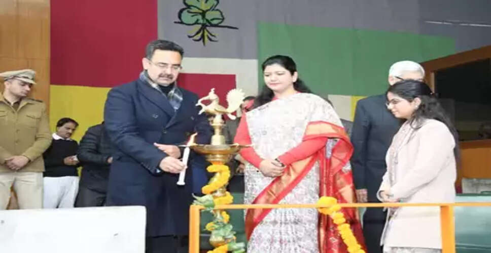 लंबे औपनिवेशिक शासन के बावजूद भारत विश्व का सबसे बड़ा लोकतंत्र है: हरविंदर कल्याण