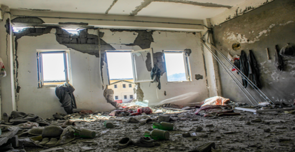 पाकिस्तान के हमलों से अफगानिस्तान में कई घर क्षतिग्रस्त